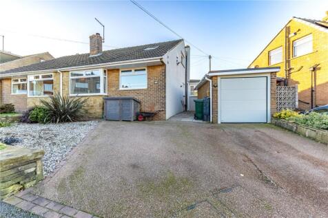 Heights Drive, Linthwaite, Huddersfield, HD7