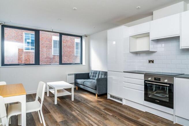 2b09f160-5b54-4ed5-a