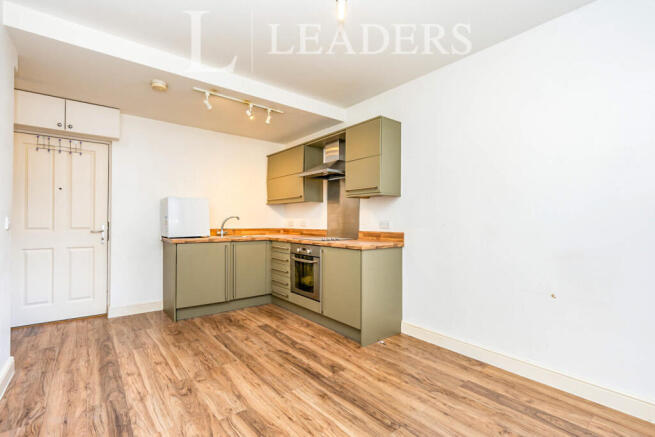 Kitchen (2)