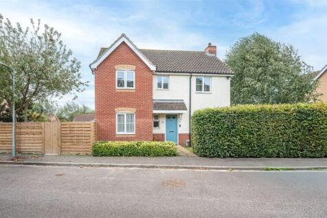 Long Avenue, Saxmundham, IP17