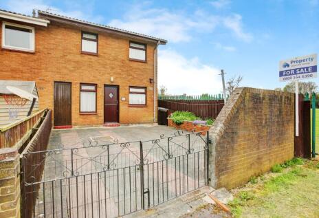 Coltsfoot Gardens, Gateshead, Tyne And Wear, NE10