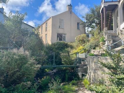 Glandwr, Moelfre, Gwynedd, LL72 8HG