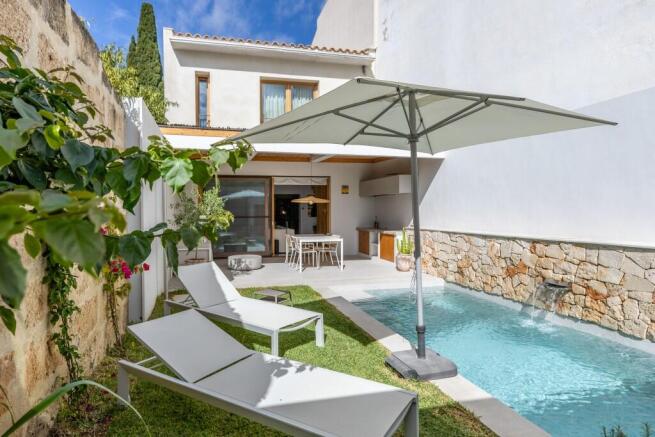 2025-roservell_137_-