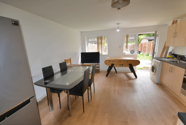 Family room/kitchen