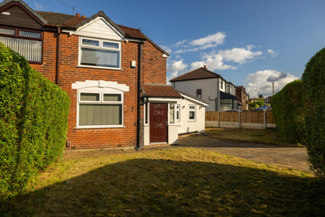 21 Eastleigh Road, Prestwich M25 0BX
