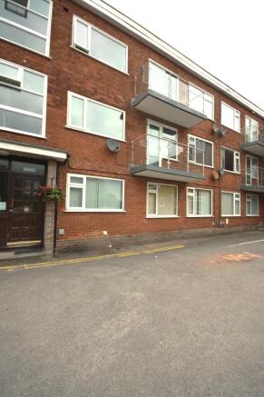 46 Dovehouse Close, Whitefield M45 7PE
