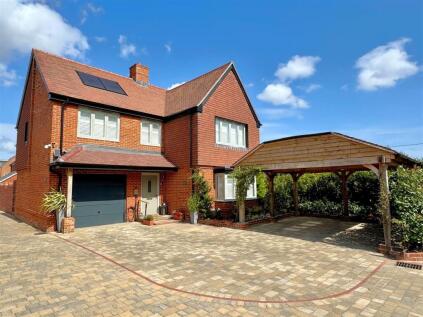 Pembers Farm Avenue, Fair Oak