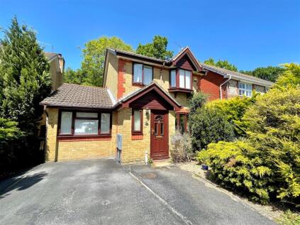 Hemingway Gardens, Whiteley