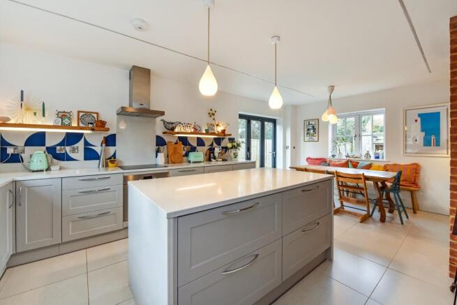Kitchen/Dining