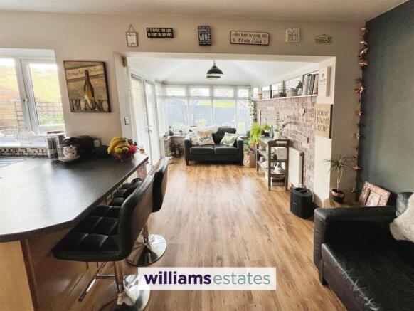 Dining Room / Snug