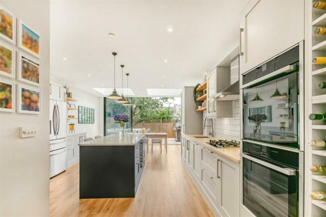 Kitchen/Dining Room