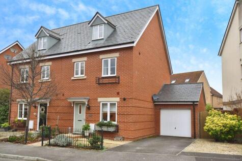 Sherbourne Drive, Old Sarum         ***VIDEO TOUR***