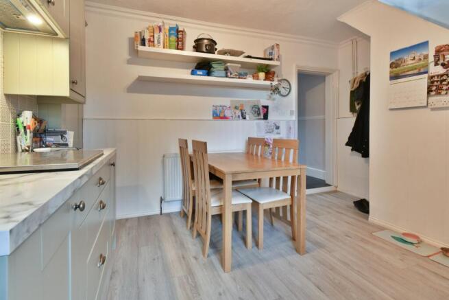Kitchen (2)