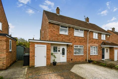 Lowfields Drive, Acomb, YO24