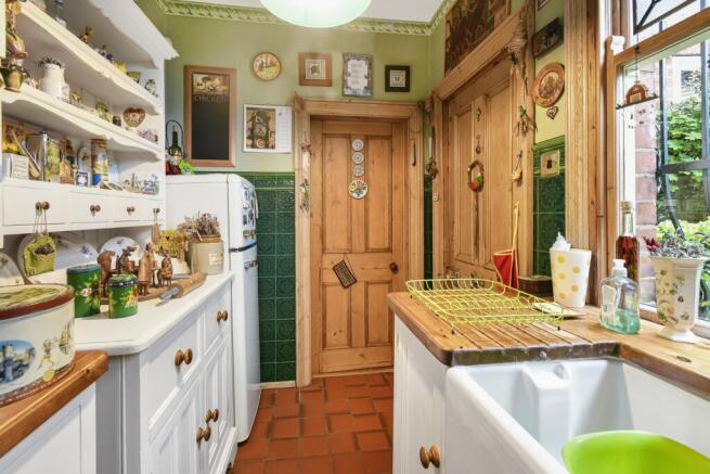 Kitchen (2)
