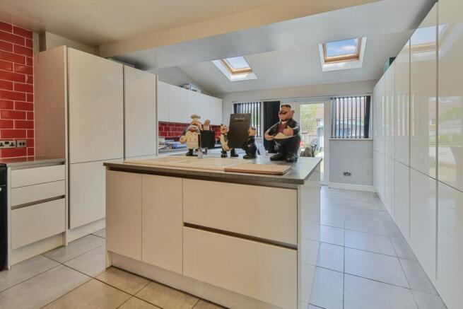 Kitchen (1)