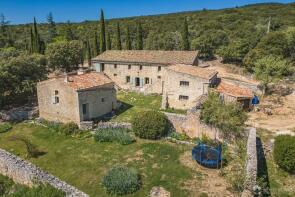 Photo of Provence-Alps-Cote d`Azur, Vaucluse, Rustrel