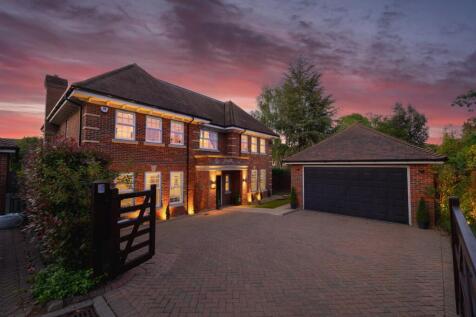 Barton Drive, Beaconsfield, Buckinghamshire, HP9