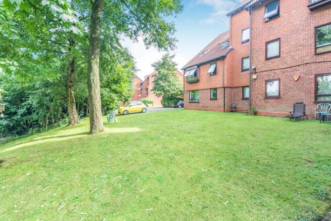 4f6fc4fe-5e48-4ed8-8