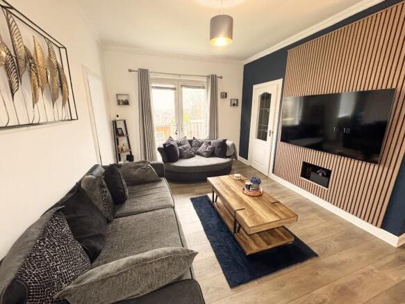 Lounge 1