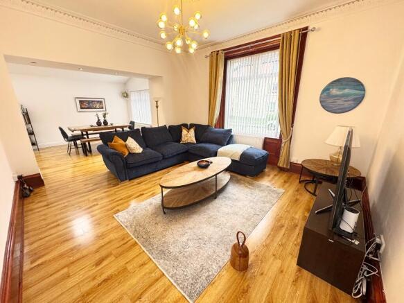 Lounge 1