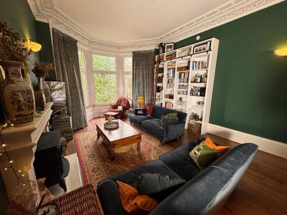Lounge 2