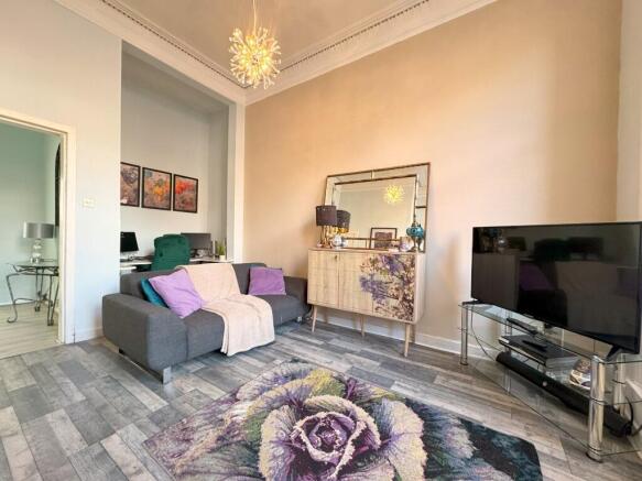 Lounge 4