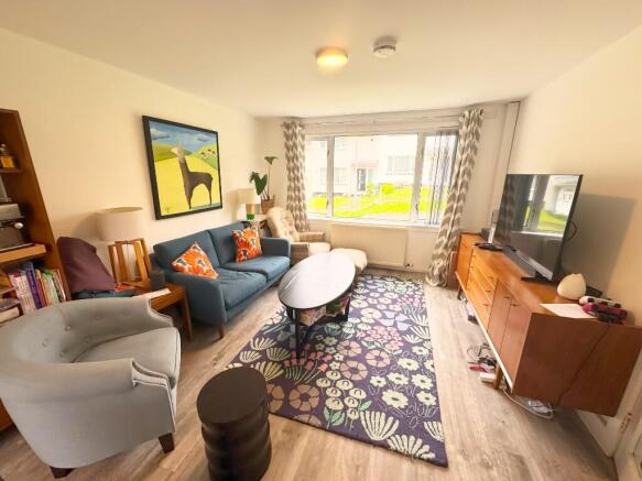 Lounge 1