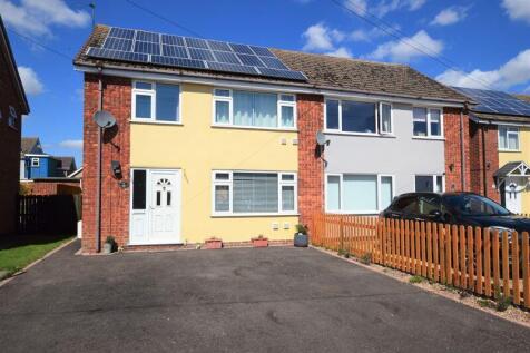 Excellent Size Semi-Detached