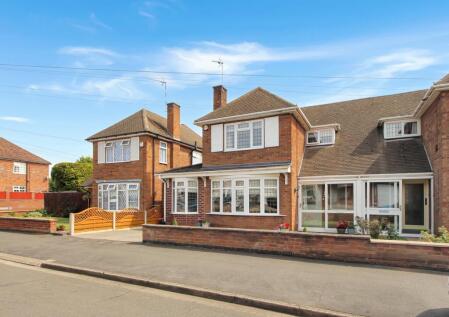 Maidavale Crescent, Styvechale, Coventry, CV3