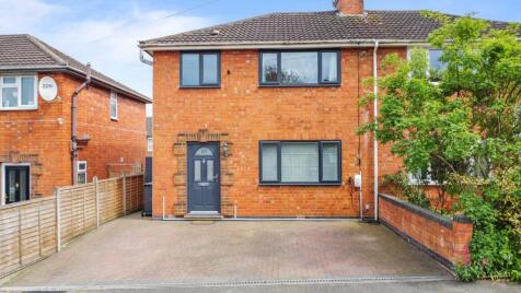 Maple Grove, Rugby, CV21