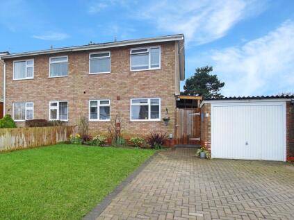 Edgecote Close, Hillmorton, Rugby, CV21