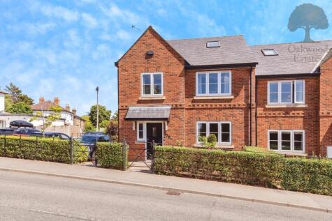 Lent Rise Road, Burnham, SL1