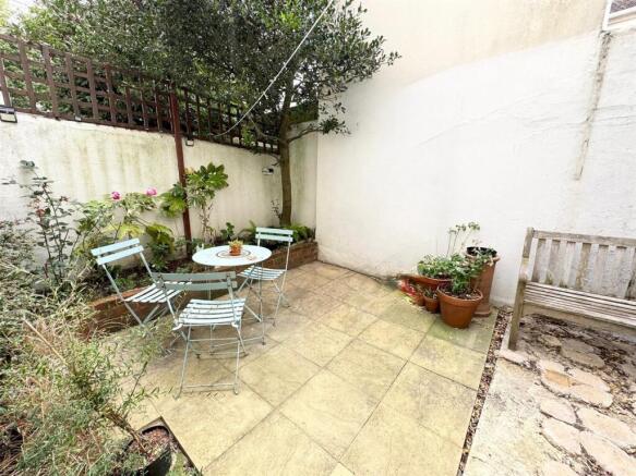 garden.jpg