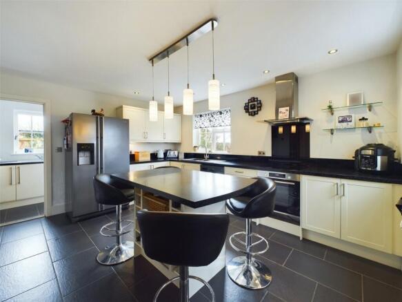 Kitchen/Breakfast