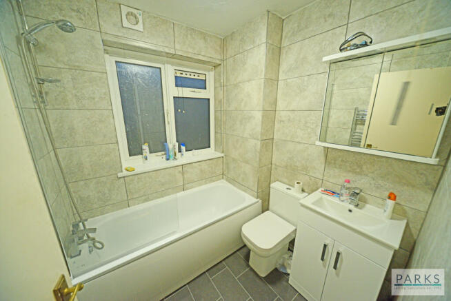 Photo 03