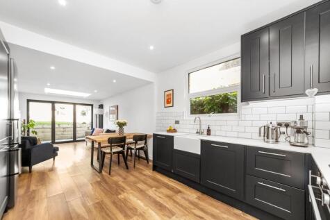 Queen Mary Road, Crystal Palace, London, SE19