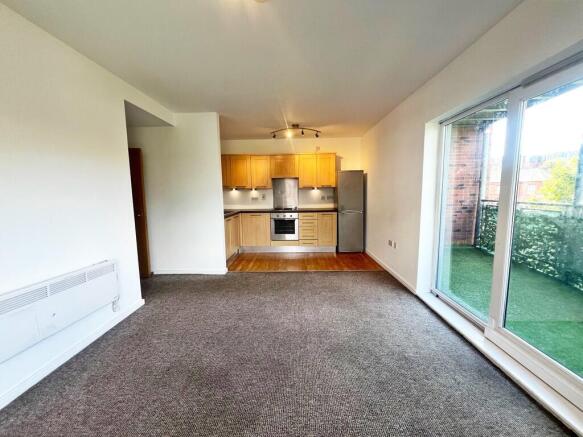 16 Dutton Court 1