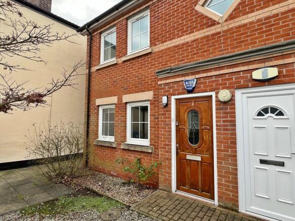 9 Farnworth Mews