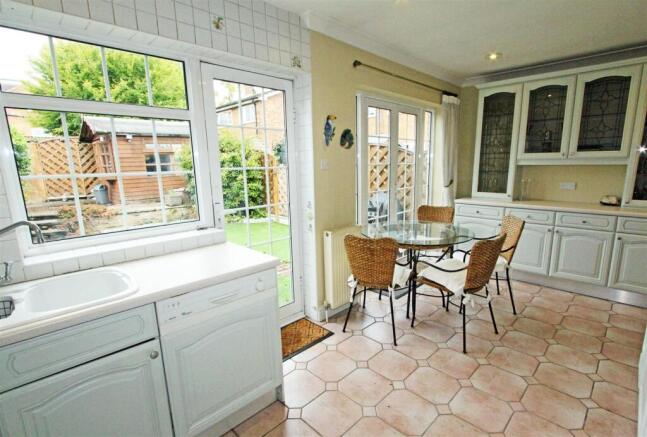 IMG_6212 kit breakfast.jpg