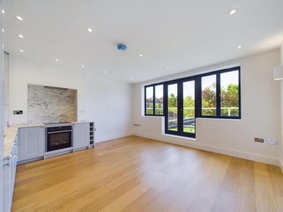 OPEN PLAN KITCHEN