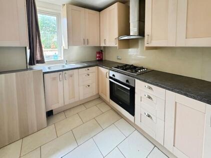 Barnfield Road, Edgware, HA8