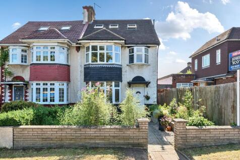 Barnet Way, London, NW7