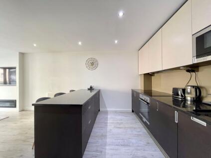 Commander Avenue, Emerald House, NW9