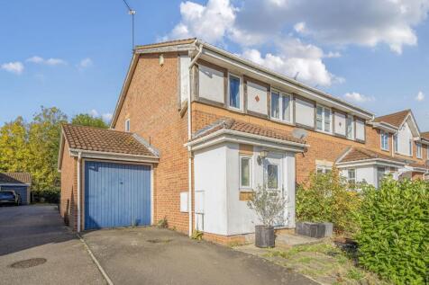 Brancaster Drive, London, NW7