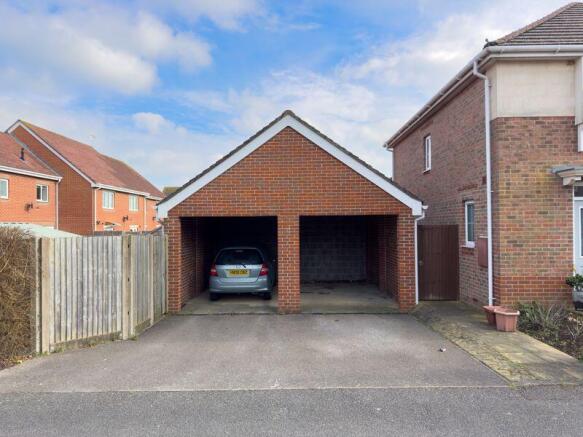 Driveway & Carport