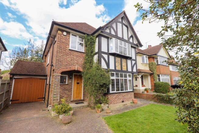 38 Cuckoo Hill Dr...