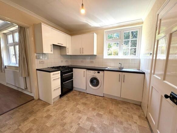 10StationRdKitche...