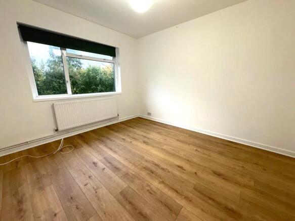 8ChessingtonBed