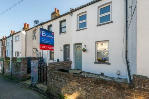 Bromley - 2 bedroom terraced house
